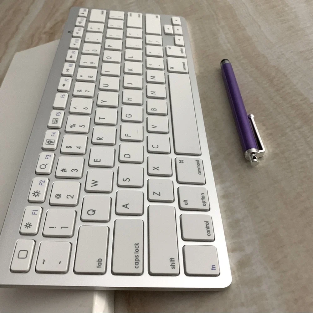 Stylus + Ultra-Slim Wireless Keyboard New in Box